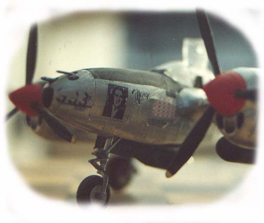 1:48 P-38 Lightning von Monogram. Erbauer: Achim Engels.
